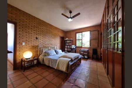 Casa de condomínio à venda com 400m², 3 quartos e 2 vagas