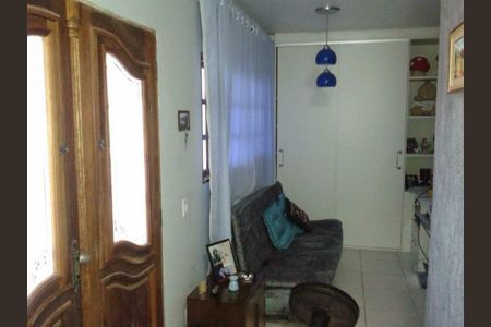 Casa à venda com 64m², 1 quarto e 2 vagas