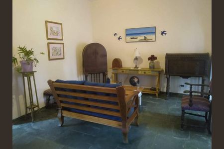 Casa à venda com 187m², 4 quartos e 2 vagas