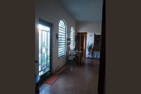 Casa à venda com 187m², 4 quartos e 2 vagas