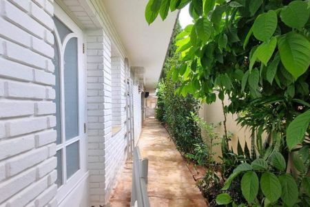 Casa de condomínio à venda com 387m², 4 quartos e 4 vagas