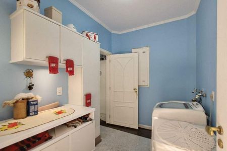 Casa de condomínio à venda com 387m², 4 quartos e 4 vagas