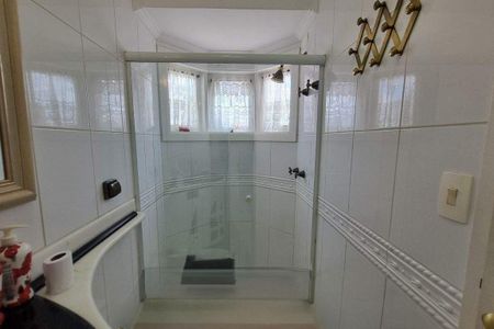 Casa de condomínio à venda com 387m², 4 quartos e 4 vagas