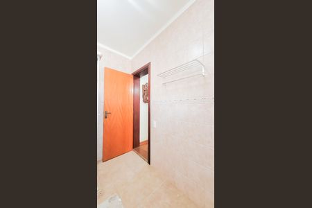 Casa de condomínio à venda com 528m², 5 quartos e 6 vagasBanheiro da Suíte 2