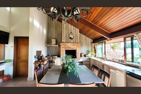 Casa de condomínio à venda com 528m², 5 quartos e 6 vagasÁrea Gourmet