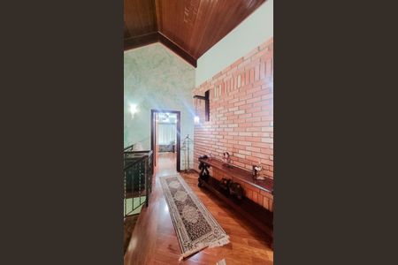 Casa de condomínio à venda com 528m², 5 quartos e 6 vagasCorredor