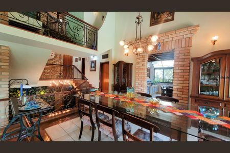 Sala de casa de condomínio à venda com 5 quartos, 528m² em Loteamento Alphaville Campinas, Campinas