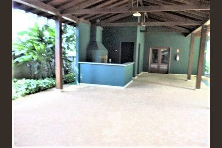 Casa de condomínio à venda com 360m², 4 quartos e 4 vagas