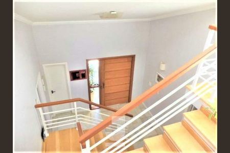 Casa de condomínio à venda com 360m², 4 quartos e 4 vagas