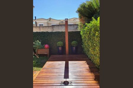 Casa de condomínio à venda com 138m², 3 quartos e 4 vagas