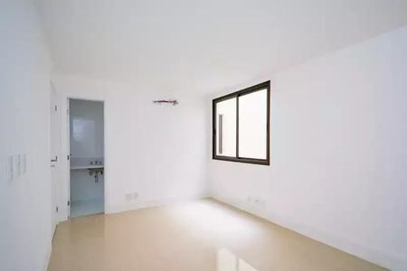 Apartamento à venda com 4 quartos, 232m² em Barra da Tijuca, Rio de Janeiro