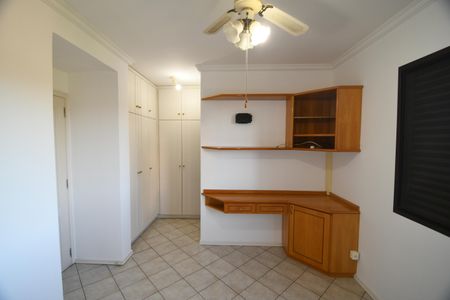 Apartamento à venda com 137m², 3 quartos e 2 vagasQuarto 3 - Suíte