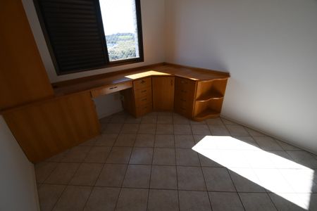 Apartamento à venda com 137m², 3 quartos e 2 vagasQuarto 2 - Suíte