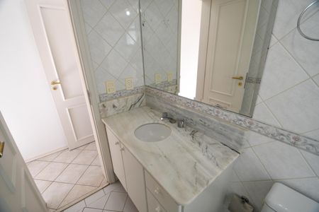 Apartamento à venda com 137m², 3 quartos e 2 vagasQuarto 3 - Suíte