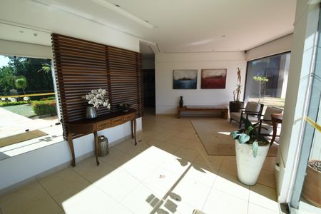 Apartamento à venda com 137m², 3 quartos e 2 vagasHall social