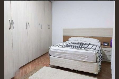 Casa à venda com 200m², 2 quartos e 2 vagasQuarto