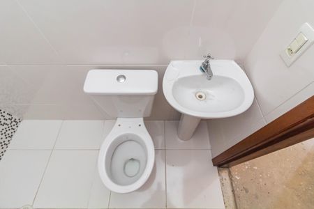 Casa de condomínio à venda com 101m², 2 quartos e 2 vagasBanheiro