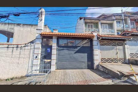 Casa de condomínio à venda com 101m², 2 quartos e 2 vagasPlaca