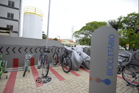 Apartamento à venda com 35m², 2 quartos e sem vagaÁrea comum