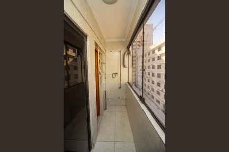 Apartamento à venda com 98m², 3 quartos e 1 vagaÁrea de Serviço