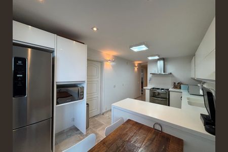 Apartamento à venda com 254m², 4 quartos e 1 vagaCozinha