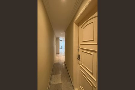 Apartamento à venda com 254m², 4 quartos e 1 vagaÁrea de serviço 
