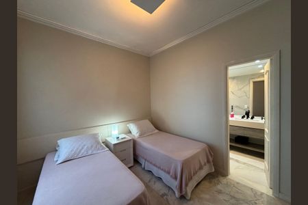 Apartamento à venda com 254m², 4 quartos e 1 vagaSuíte 1