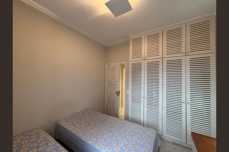 Apartamento à venda com 254m², 4 quartos e 1 vagaQuarto 1