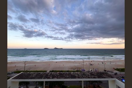 Apartamento à venda com 254m², 4 quartos e 1 vagaÁrea comum 