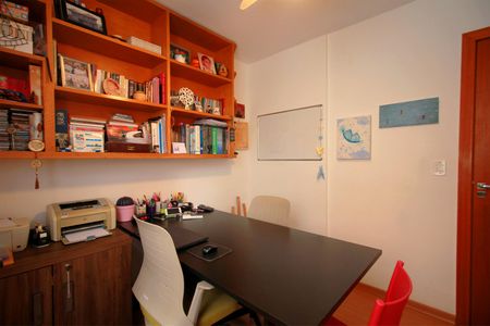 Apartamento à venda com 360m², 4 quartos e 4 vagasQuarto 2