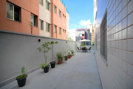 Apartamento à venda com 360m², 4 quartos e 4 vagasVaranda