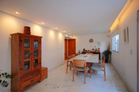 Apartamento à venda com 360m², 4 quartos e 4 vagasSala de Jantar