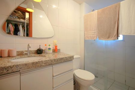 Apartamento à venda com 360m², 4 quartos e 4 vagasBanheiro da Suíte 1