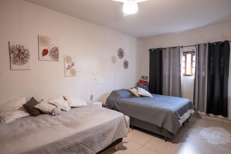 Casa à venda com 294m², 3 quartos e 4 vagas Casa à venda com 294m², 3 quartos e 4 vagasQuarto 1