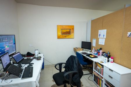 Casa à venda com 294m², 3 quartos e 4 vagas Casa à venda com 294m², 3 quartos e 4 vagasQuarto 2