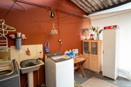 Casa à venda com 294m², 3 quartos e 4 vagas Casa à venda com 294m², 3 quartos e 4 vagasÁrea de Serviço