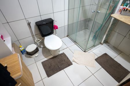 Casa à venda com 294m², 3 quartos e 4 vagas Casa à venda com 294m², 3 quartos e 4 vagasBanheiro Social