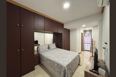 Apartamento à venda com 192m², 3 quartos e 1 vaga Apartamento à venda com 192m², 3 quartos e 1 vagaSuite 2