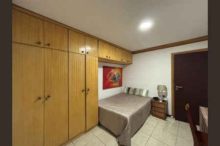 Apartamento à venda com 192m², 3 quartos e 1 vaga Apartamento à venda com 192m², 3 quartos e 1 vagaSuite 1