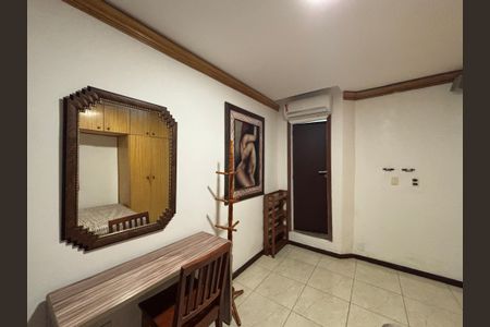 Apartamento à venda com 192m², 3 quartos e 1 vaga Apartamento à venda com 192m², 3 quartos e 1 vagaSuite 1