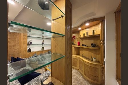 Apartamento à venda com 192m², 3 quartos e 1 vaga Apartamento à venda com 192m², 3 quartos e 1 vagaSala 2