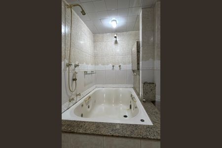 Apartamento à venda com 192m², 3 quartos e 1 vaga Apartamento à venda com 192m², 3 quartos e 1 vagaSuite 3