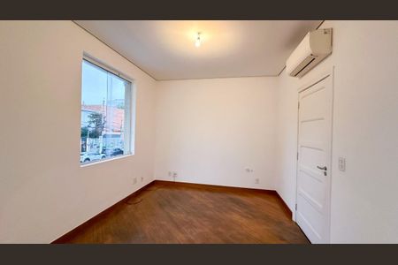 Casa à venda com 243m², 6 quartos e 3 vagasFoto 15