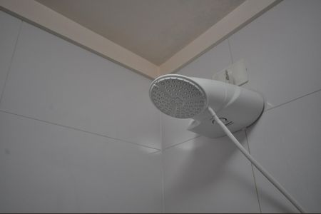 Casa à venda com 200m², 2 quartos e 2 vagasBanheiro de Serviço