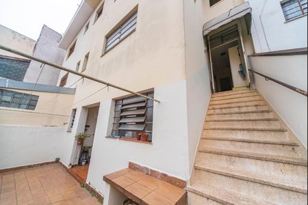 Casa à venda com 205m², 3 quartos e 3 vagas Casa à venda com 205m², 3 quartos e 3 vagasCorredor