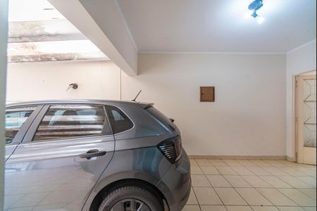 Casa à venda com 205m², 3 quartos e 3 vagas Casa à venda com 205m², 3 quartos e 3 vagasGaragem