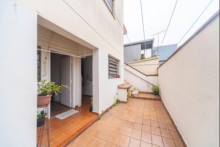 Casa à venda com 205m², 3 quartos e 3 vagas Casa à venda com 205m², 3 quartos e 3 vagasCorredor