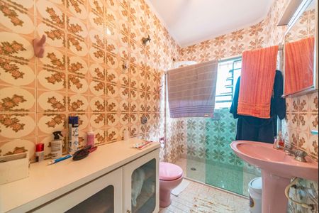 Casa à venda com 205m², 3 quartos e 3 vagas Casa à venda com 205m², 3 quartos e 3 vagasBanheiro Social 2