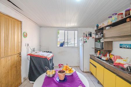 Casa à venda com 340m², 2 quartos e 1 vaga Casa à venda com 340m², 2 quartos e 1 vagaCozinha