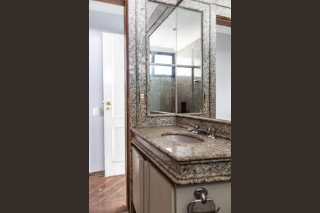 Apartamento para alugar com 388m², 3 quartos e 4 vagas Apartamento para alugar com 388m², 3 quartos e 4 vagasBanheiro Social